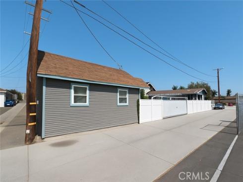 117 E Sycamore Street, Anaheim, CA