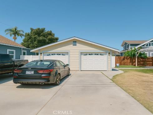 117 E Sycamore Street, Anaheim, CA