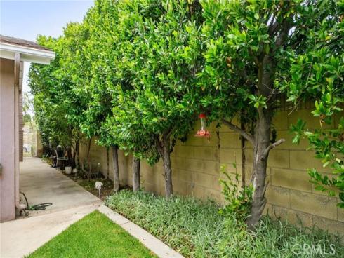 1660 W Sallie Lane, Anaheim, CA