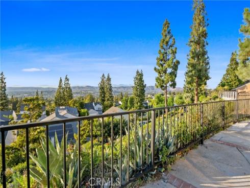 520  Golden Sky   Lane, Anaheim, CA