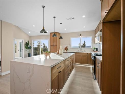 520 Golden Sky Lane, Anaheim, CA