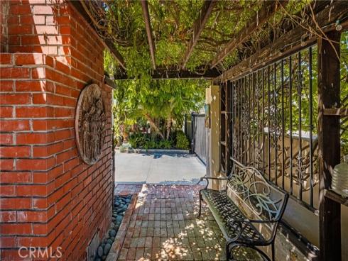 521 N Clementine Street, Anaheim, CA