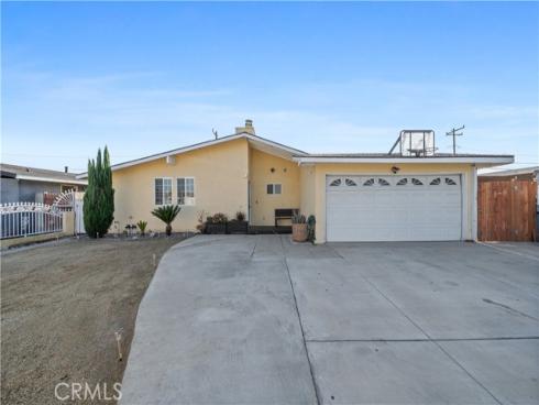 931 N Holly Street, Anaheim, CA