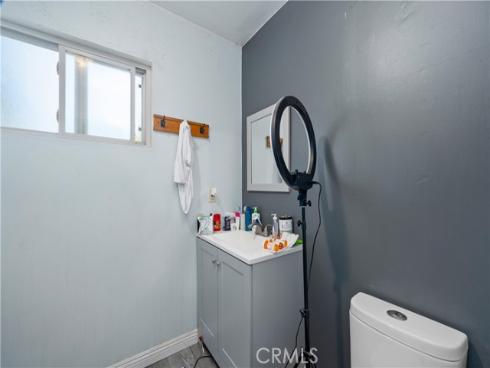 931 N Holly Street, Anaheim, CA