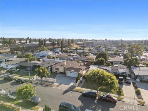 931 N Holly Street, Anaheim, CA