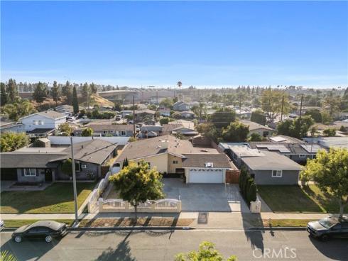 931 N Holly Street, Anaheim, CA