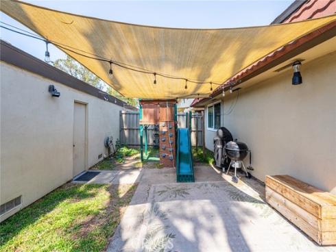 2784 W Pepper Tree Drive, Anaheim, CA