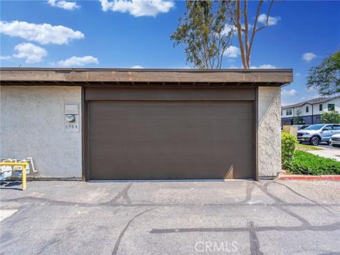 2784 W Pepper Tree Drive, Anaheim, CA