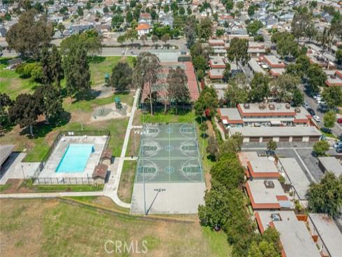 2784 W Pepper Tree Drive, Anaheim, CA