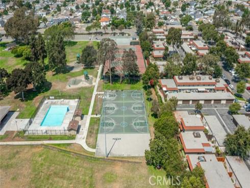 2784 W Pepper Tree Drive, Anaheim, CA