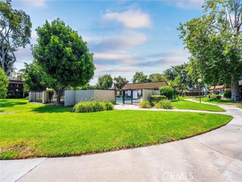 2784 W Pepper Tree Drive, Anaheim, CA