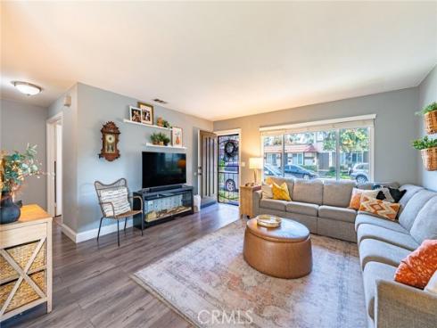 2784 W Pepper Tree Drive, Anaheim, CA