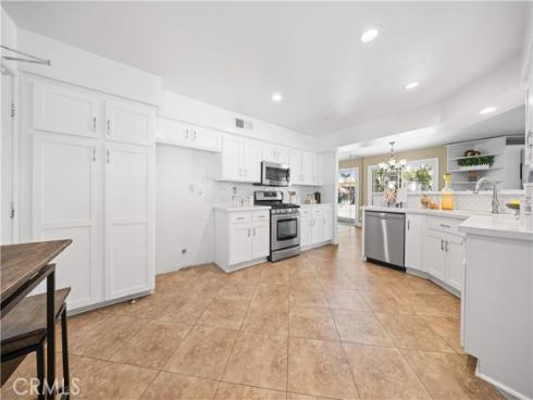 8035 E Treeview Court, Anaheim, CA