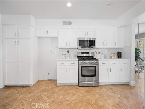 8035 E Treeview Court, Anaheim, CA