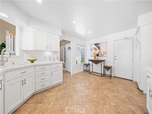 8035 E Treeview Court, Anaheim, CA