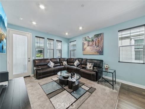 1040 N Anaheim  1  Boulevard, Anaheim, CA