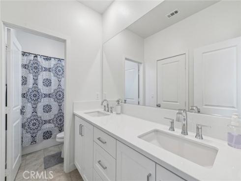 1040 N Anaheim  1  Boulevard, Anaheim, CA