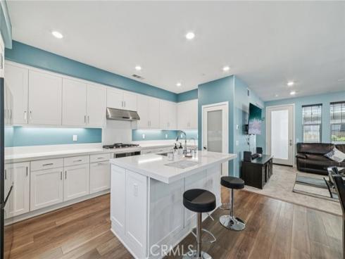 1040 N Anaheim  1  Boulevard, Anaheim, CA