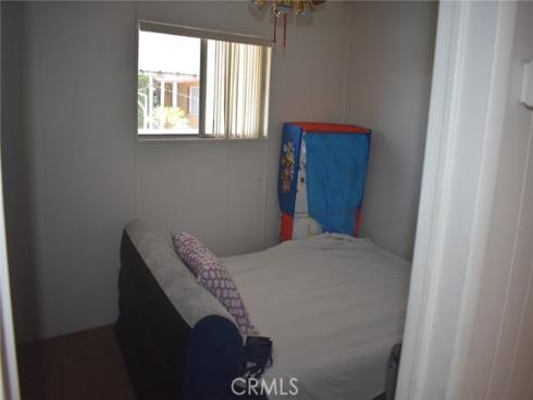 525  N. Gilbert  106 , Anaheim, CA