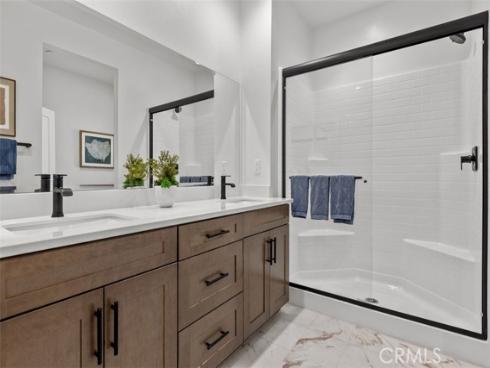 1097 N Harbor   Boulevard, Anaheim, CA