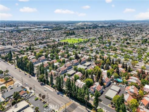 3565  Stonepine  B , Anaheim, CA