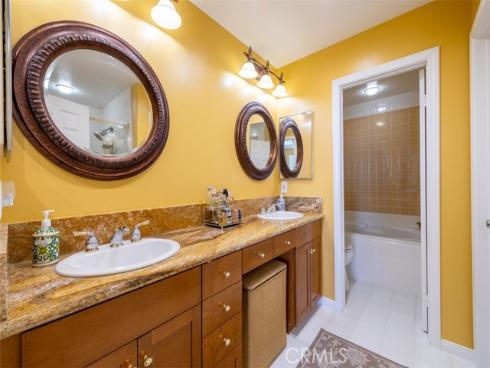 885 S Country Glen   Way, Anaheim, CA