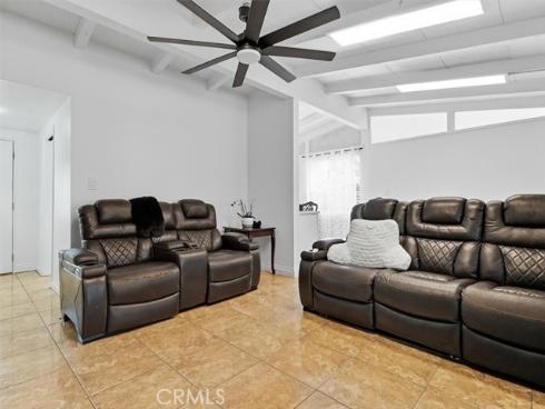 1407  W colonial  , Anaheim, CA