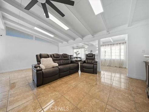 1407  W colonial  , Anaheim, CA