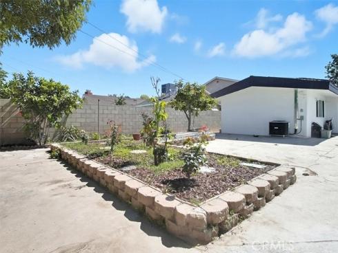 1407  W colonial  , Anaheim, CA