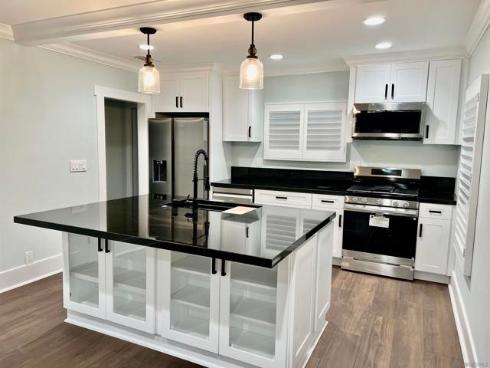 518 N Rose St  , Anaheim, CA