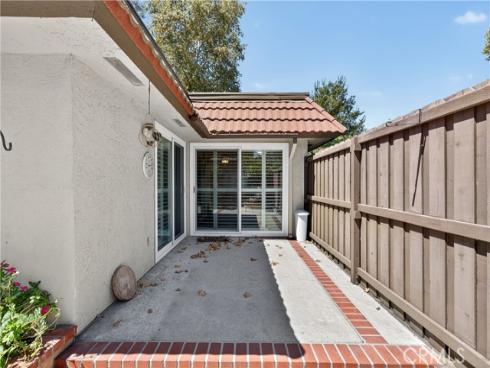 1424 N Stoneyhaven Lane, Anaheim, CA
