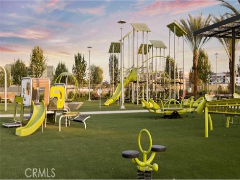 1720 E Park  12  Street, Anaheim, CA