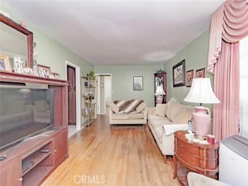 526 W Water   Street, Anaheim, CA