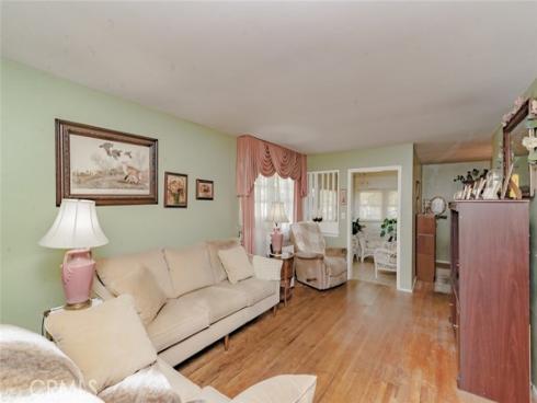 526 W Water   Street, Anaheim, CA