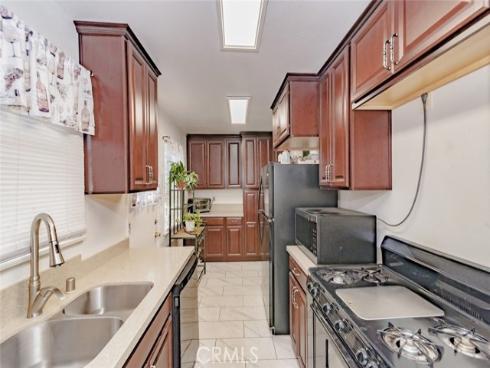 526 W Water   Street, Anaheim, CA