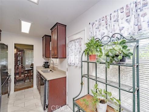 526 W Water   Street, Anaheim, CA