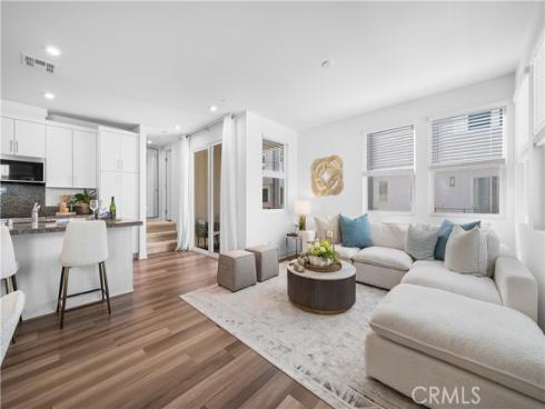 1539  W. Cara  , Anaheim, CA