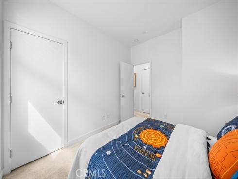 1539  W. Cara  , Anaheim, CA