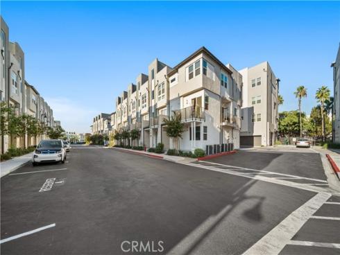 1539  W. Cara  , Anaheim, CA