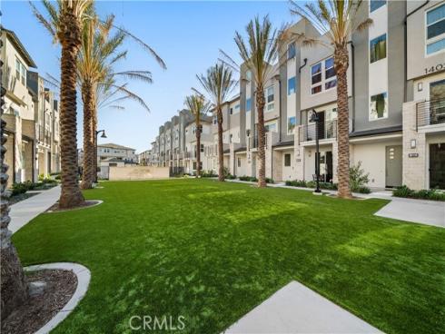 1539  W. Cara  , Anaheim, CA