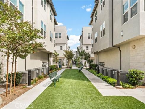 1539  W. Cara  , Anaheim, CA