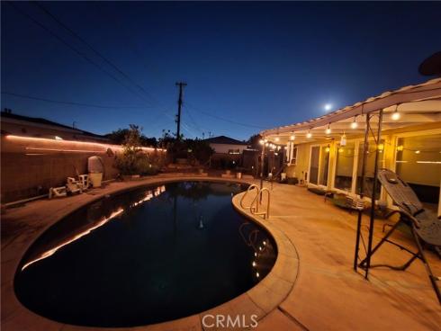 8921  Kennelly   Lane, Anaheim, CA