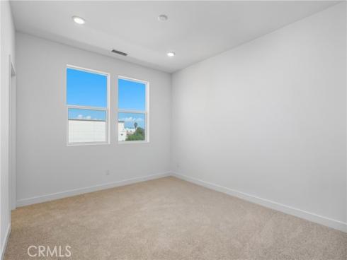 2211 W Orange  , Anaheim, CA