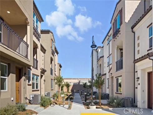 2211 W Orange  , Anaheim, CA