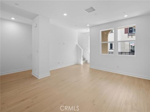 2211 W Orange  , Anaheim, CA