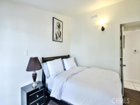 1360  Ferndale St  , Anaheim, CA