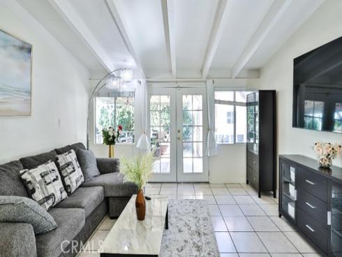 1360  Ferndale St  , Anaheim, CA