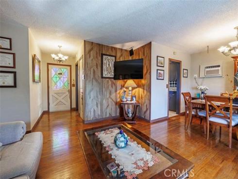 605 N La Reina  , Anaheim, CA