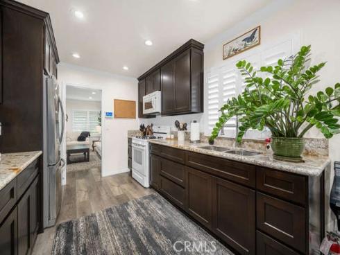 2697 W Parkside   Lane, Anaheim, CA