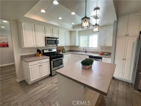 115 S Connie   Circle, Anaheim, CA